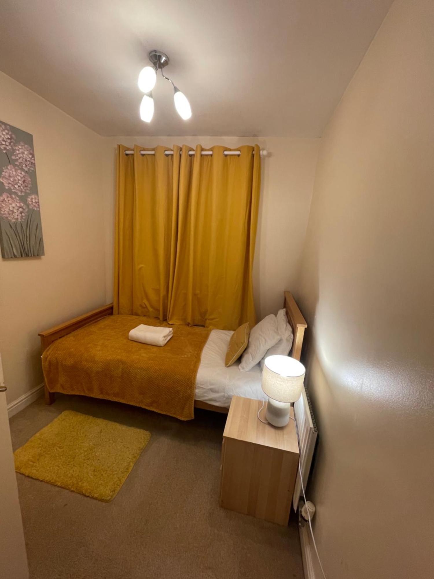 Holiday Home In Cardiff. Sleeps 6 Eksteriør bilde