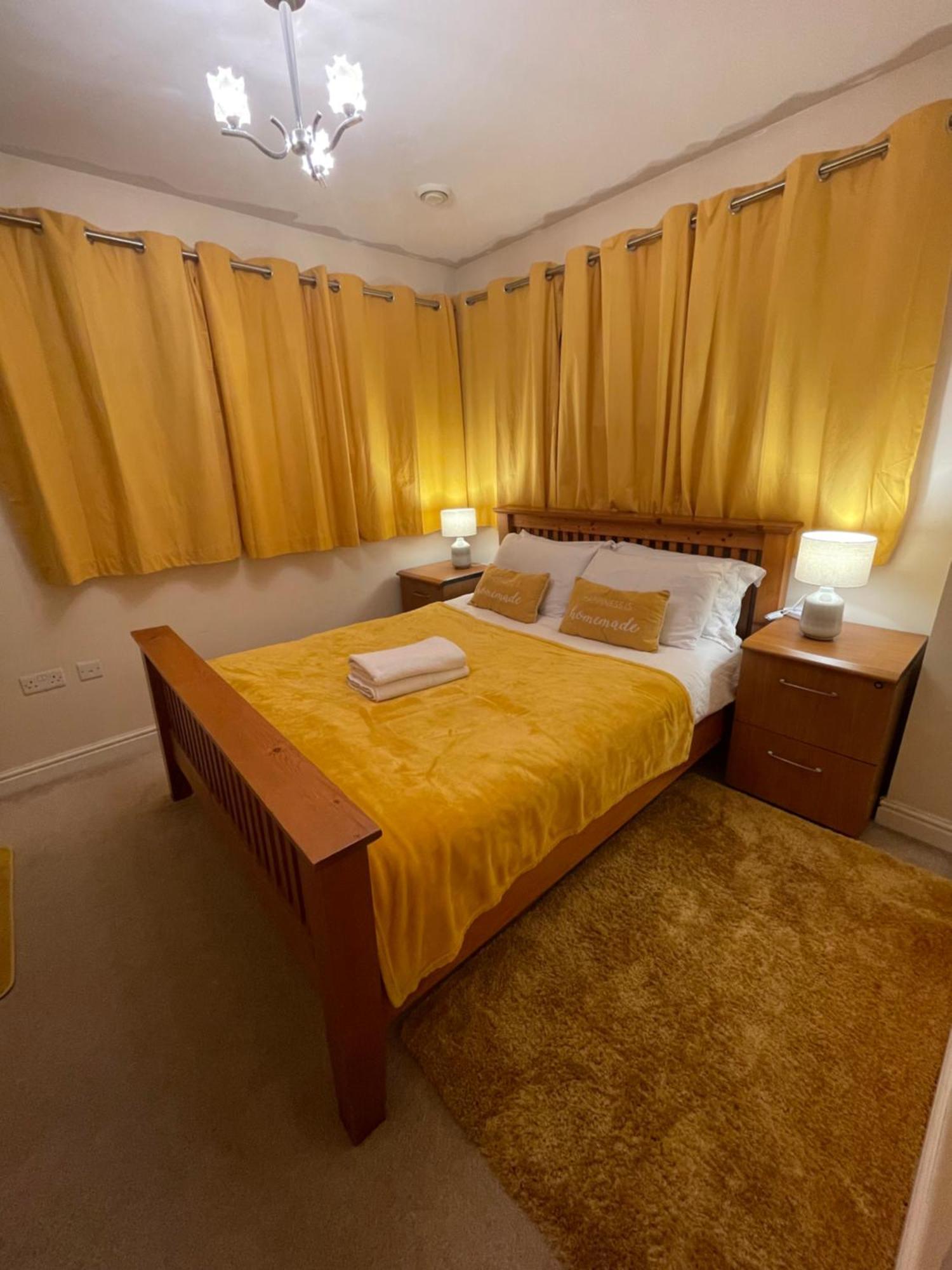 Holiday Home In Cardiff. Sleeps 6 Eksteriør bilde