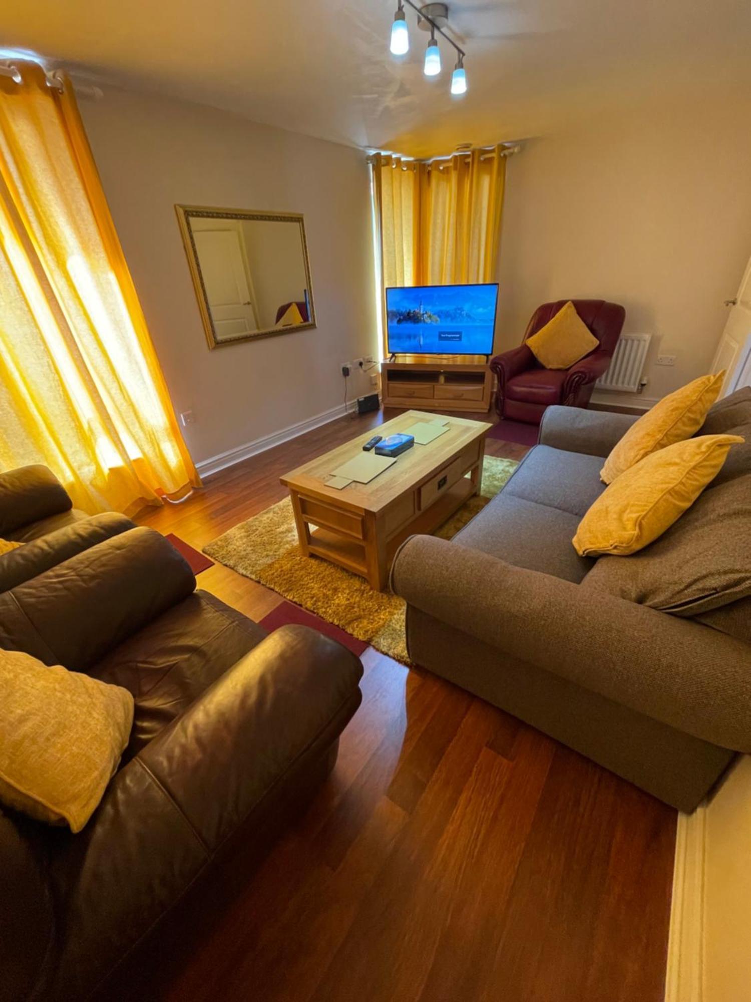 Holiday Home In Cardiff. Sleeps 6 Eksteriør bilde